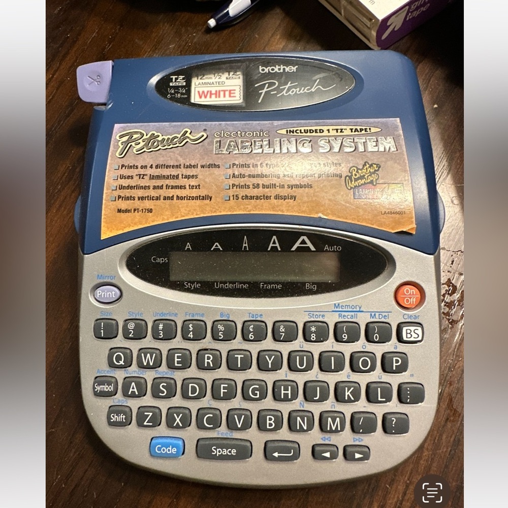 Brother P-Touch Model PT-1750 Electronic Labeling System Label Maker NO ADAPTER